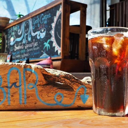 Sundaze Samet Hostel & Hangout Koh Samet Exterior photo