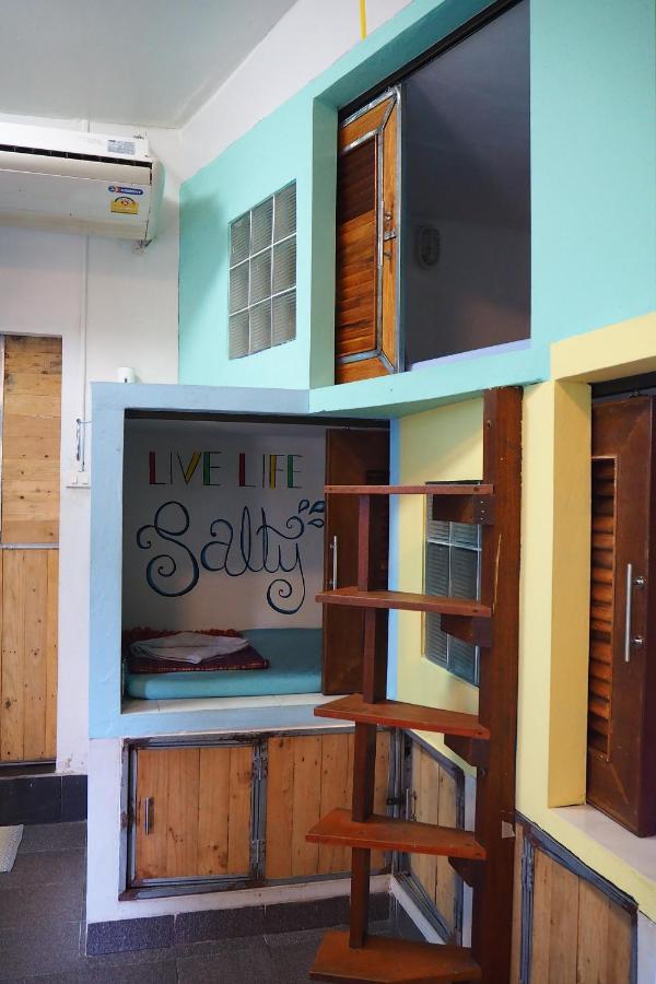 Sundaze Samet Hostel & Hangout Koh Samet Exterior photo