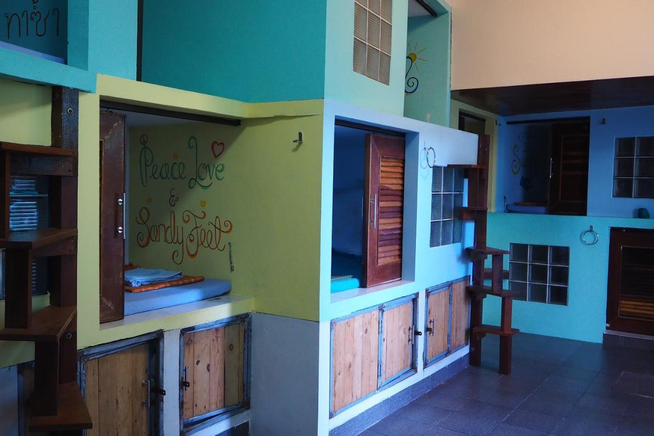Sundaze Samet Hostel & Hangout Koh Samet Exterior photo