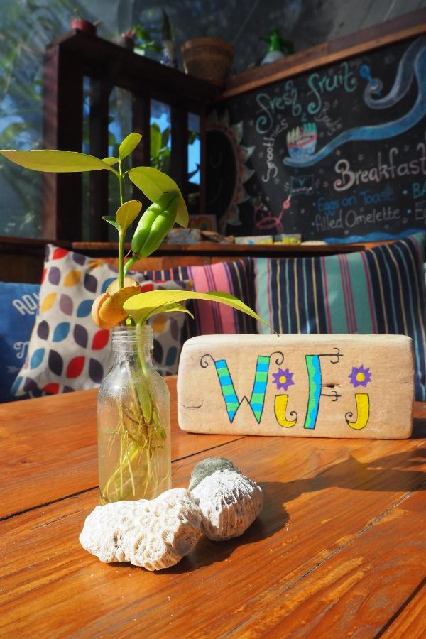 Sundaze Samet Hostel & Hangout Koh Samet Exterior photo